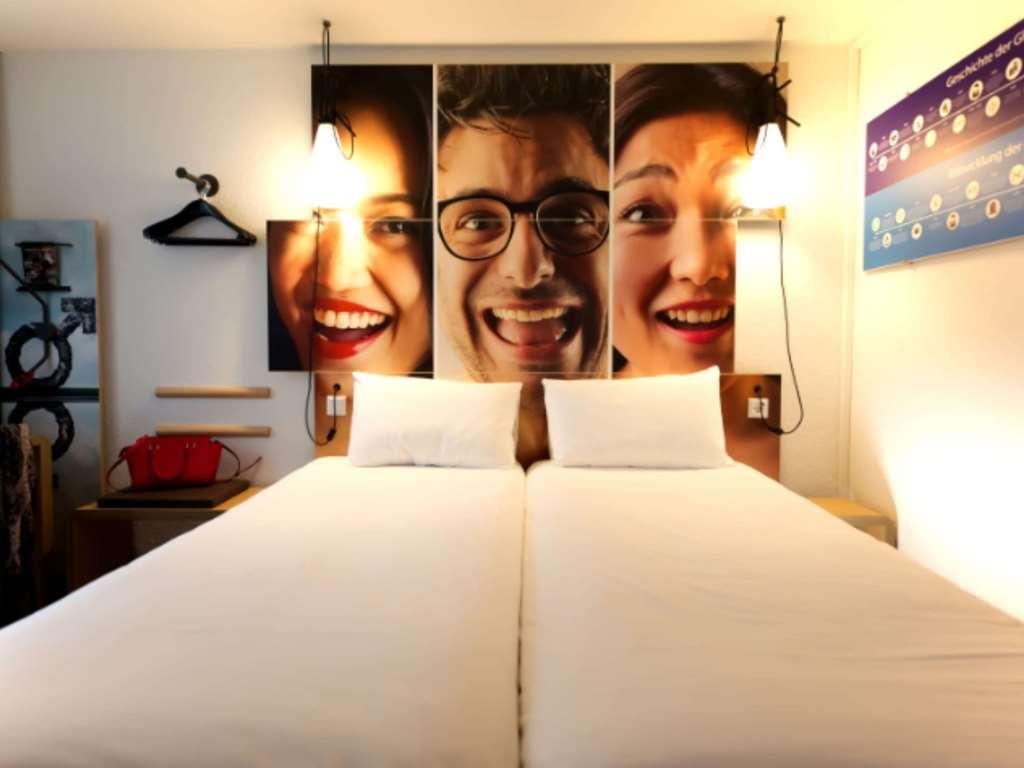 Ibis Koeln Centrum Bilik gambar