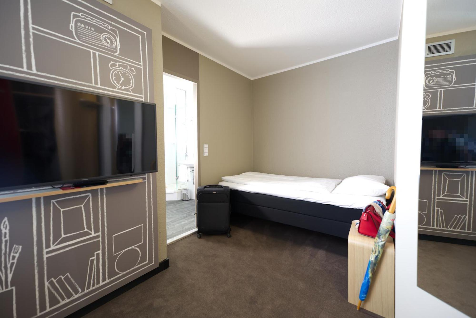 Ibis Koeln Centrum Luaran gambar