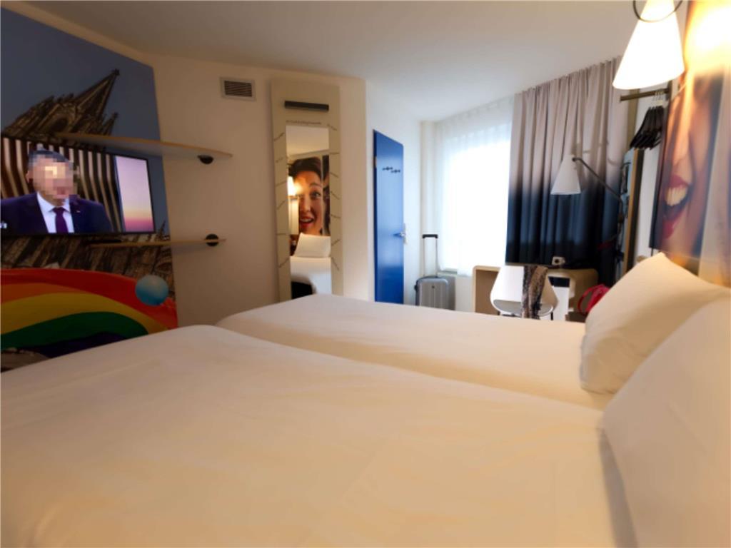 Ibis Koeln Centrum Bilik gambar